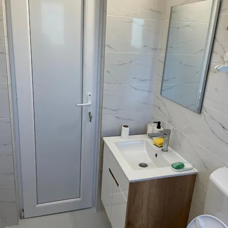 Deda Momirov Zavicaj Tulez