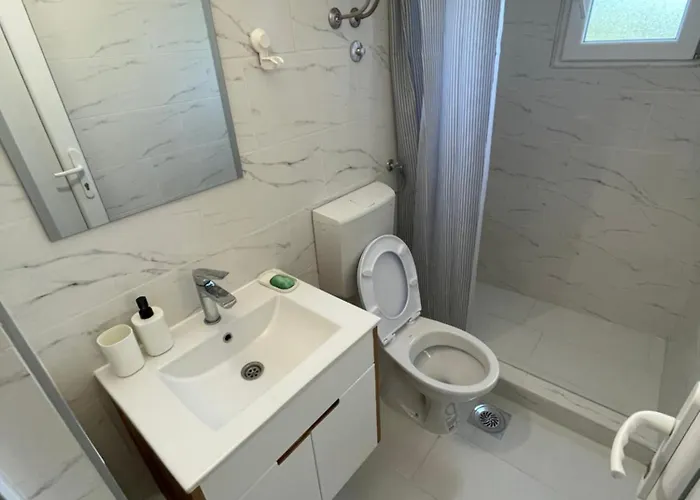 Deda Momirov Zavicaj * Tulez