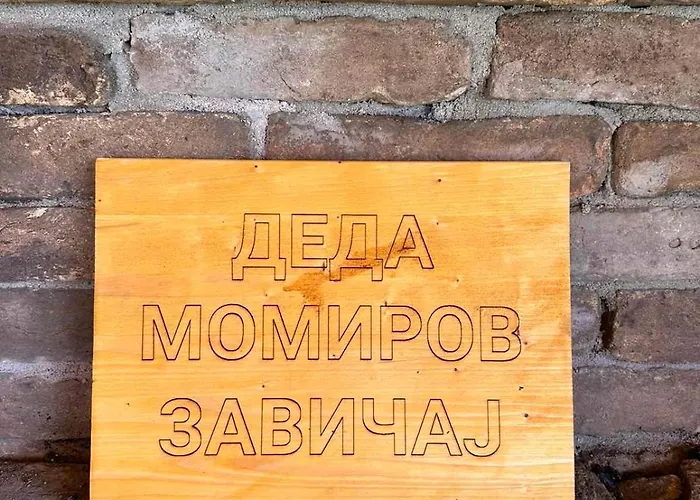 Deda Momirov Zavicaj Tulez